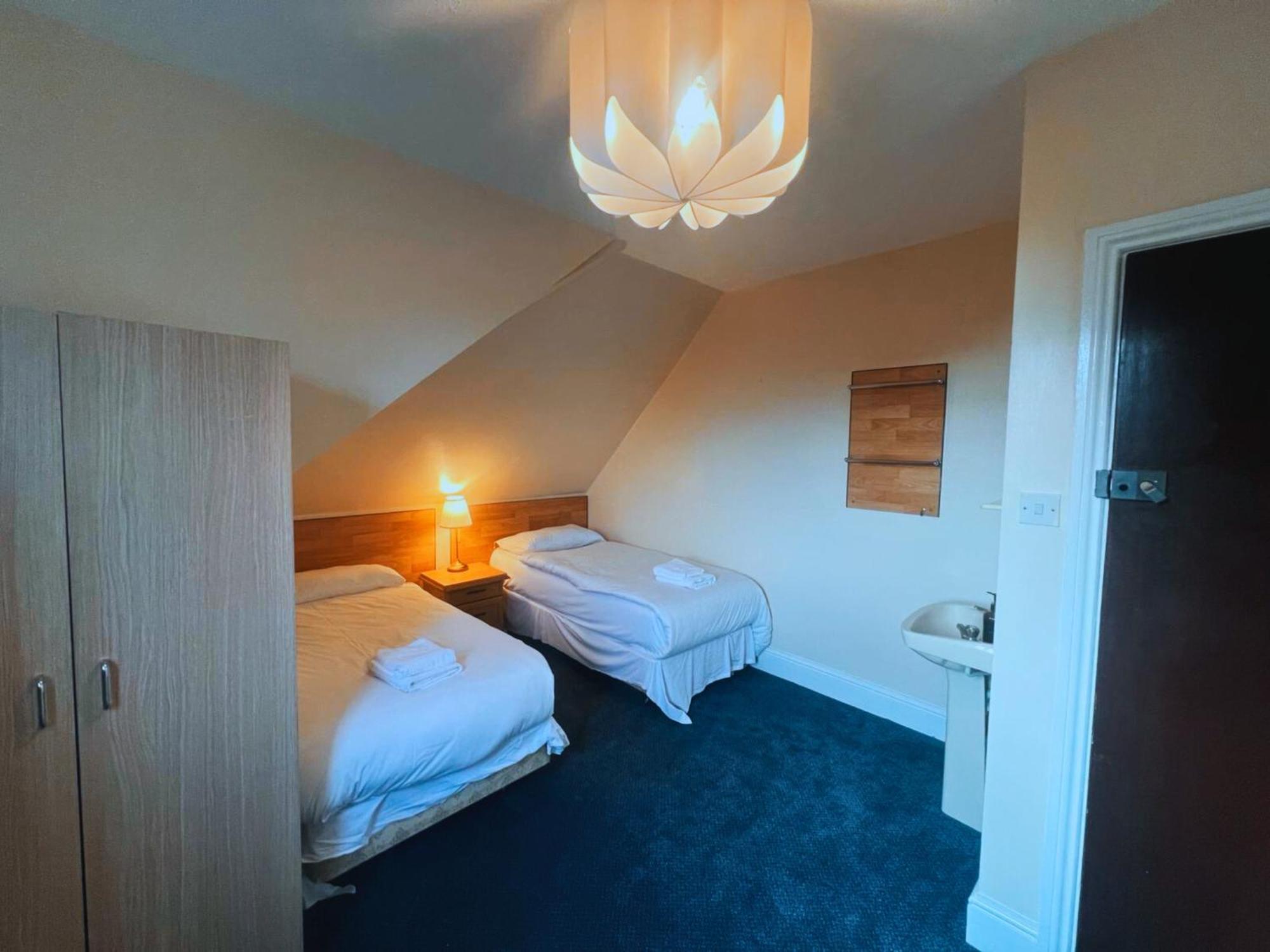 Helen'S Hotel Near Wembley London Luaran gambar